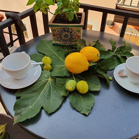 Casa Vacanze Rosy "Nel Verde" Palinuro Kültér fotó